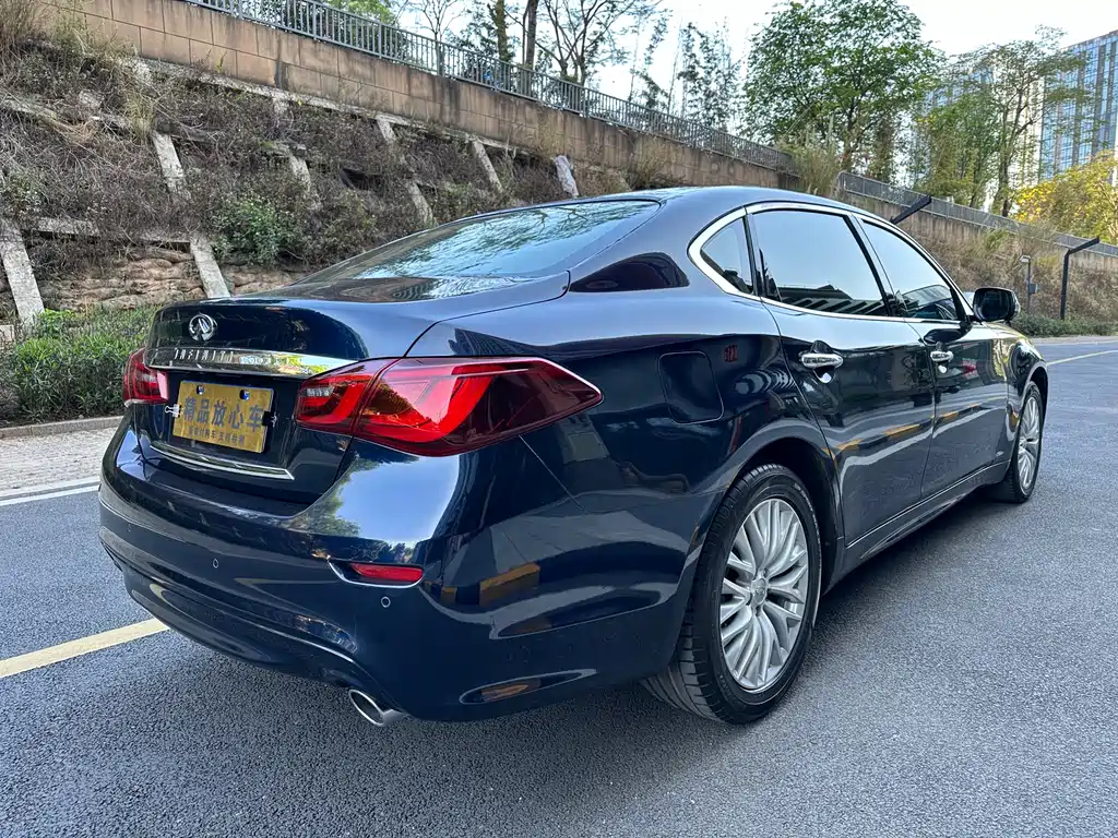 Infiniti Q70 2019 Q70L 2.0T Enjoy Edition купить на сайте DeffCars