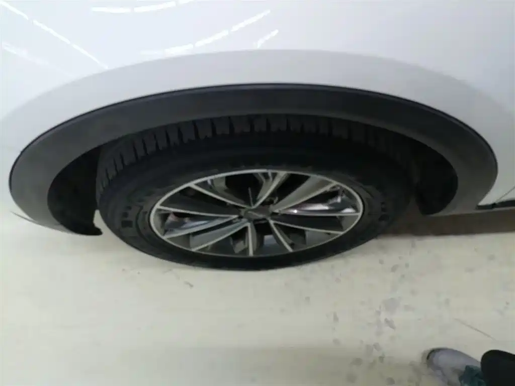 Jietu X70 2018 1.5T Automatic Smooth Edition купить на сайте DeffCars