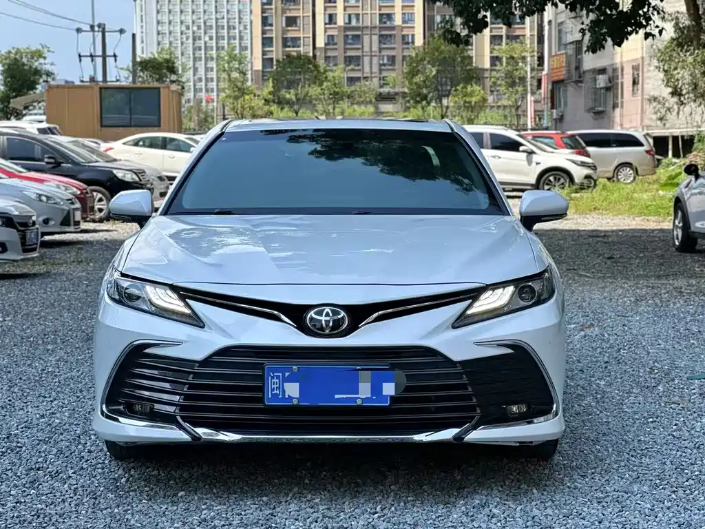 Camry 2023 2.0G Deluxe Edition купить на сайте DeffCars