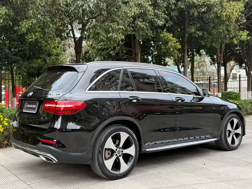 Mercedes-Benz GLC 2018 GLC 300 4MATIC luxury model купить на сайте DeffCars