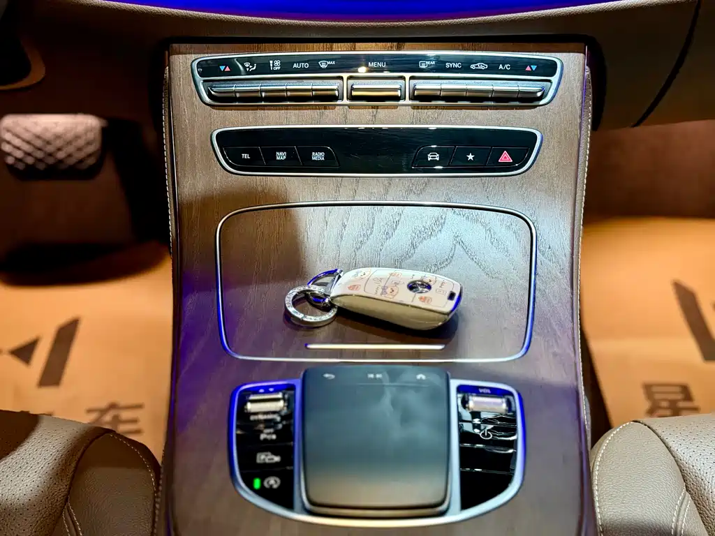 Mercedes-Benz E-Class 2022 facelift E 300 L fashionable model купить на сайте DeffCars