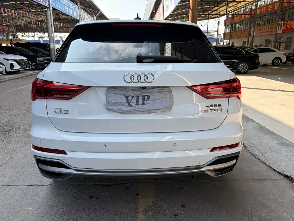 Audi Q3 2020 35 TFSI Fashionable and Dynamic купить на сайте DeffCars