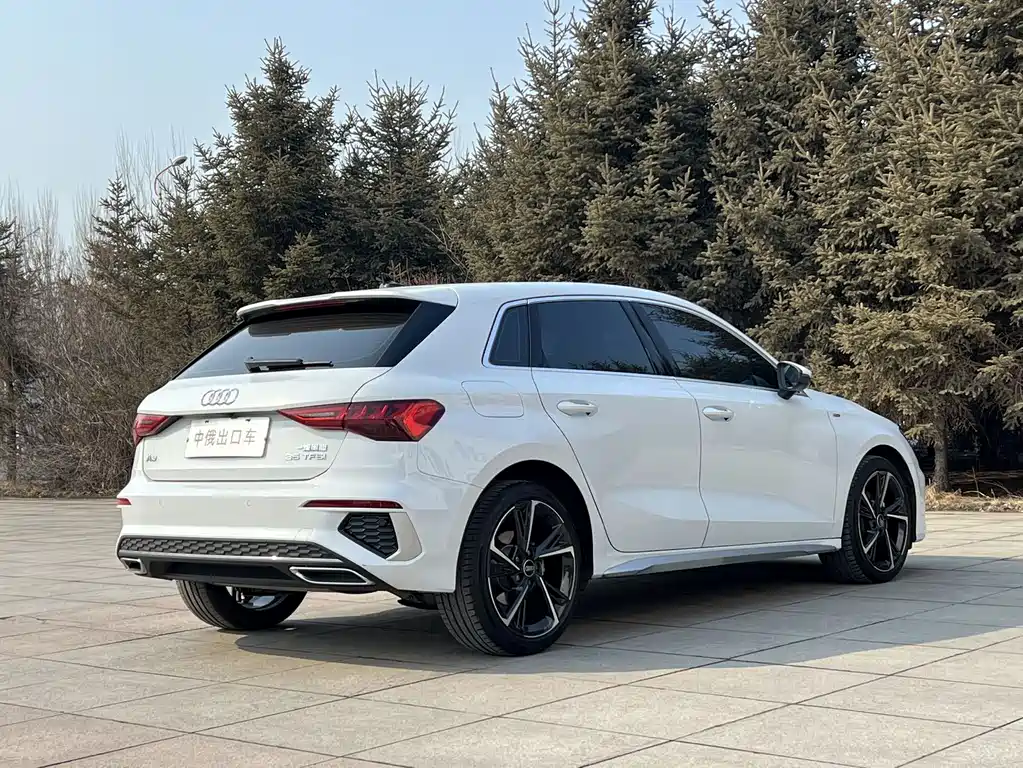 Audi A3 2023 Sportback 35 TFSI stylish and sporty купить на сайте DeffCars