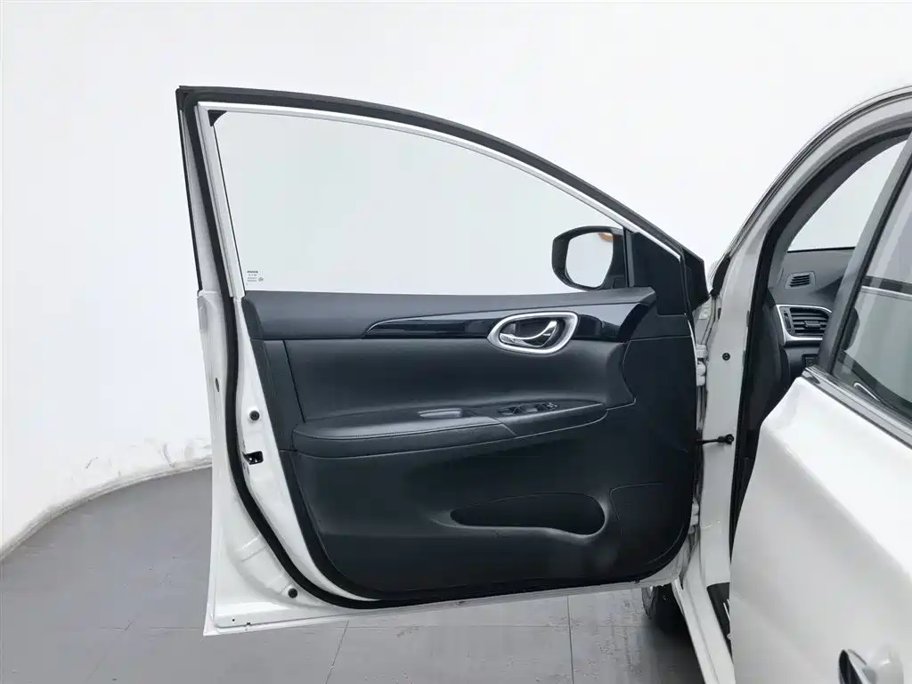 Sylphy 2022 Classic 1.6XL CVT Deluxe Edition купить на сайте DeffCars