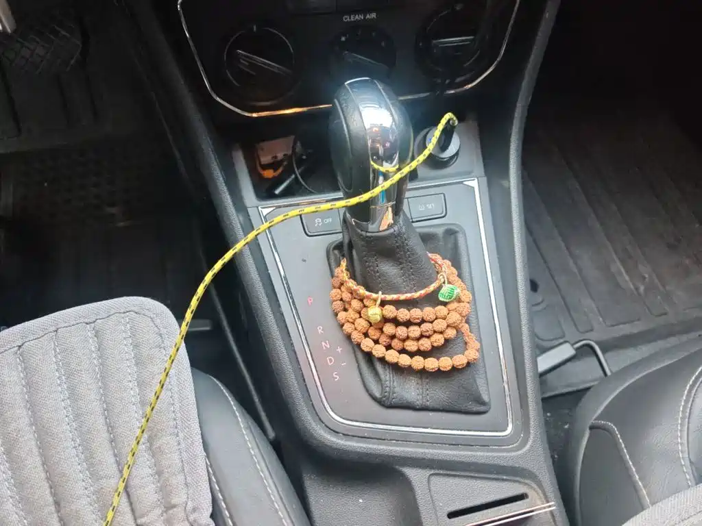 Lavida 2015 1.6L automatic comfort version купить на сайте DeffCars