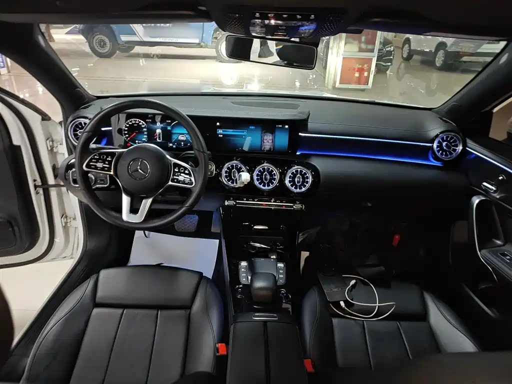 Mercedes-Benz A-Class 2020 A 200 L Sports Sedan купить на сайте DeffCars