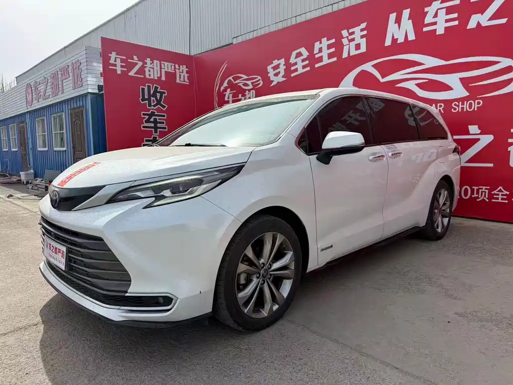 SIENNA 2023 2.5L Hybrid Premium Edition купить на сайте DeffCars