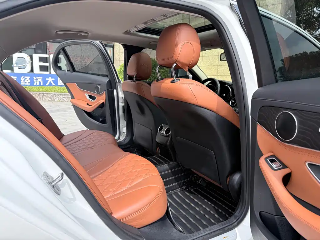 Mercedes-Benz C-Class 2018 C 180 L Fashionable Sports Edition купить на сайте DeffCars