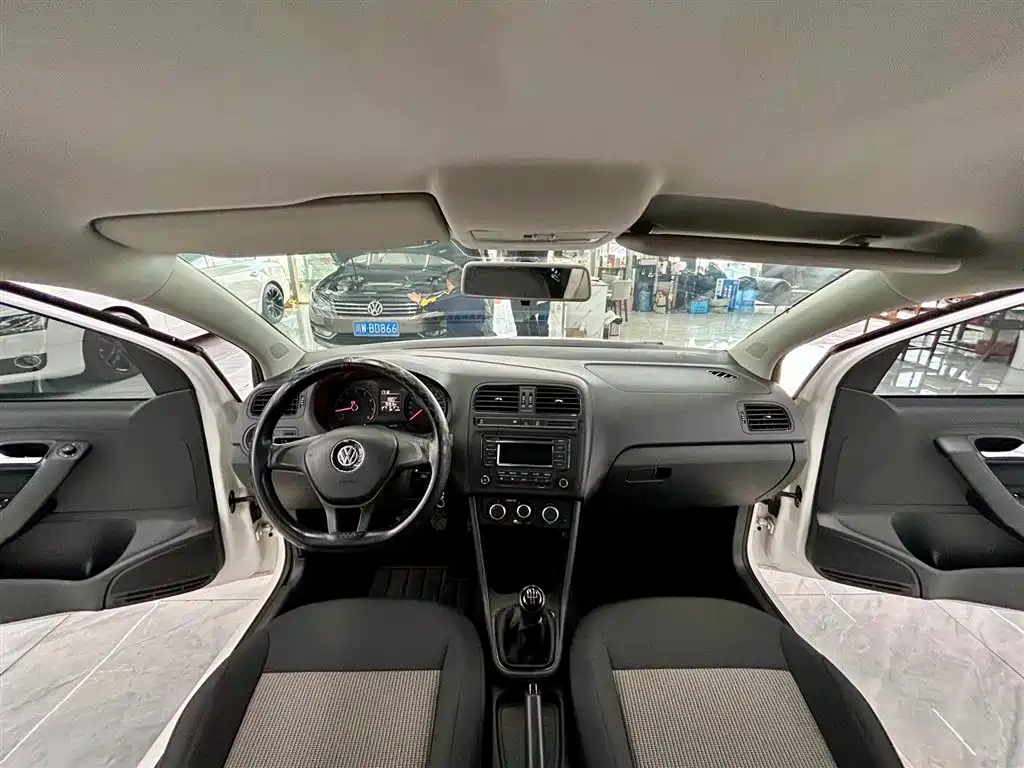 Polo 2018 1.5L manual safe driving model купить на сайте DeffCars