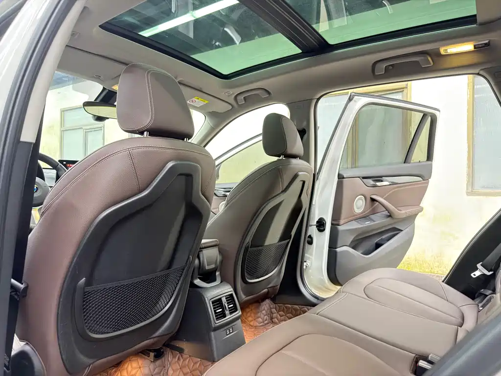BMW X1 2022 sDrive25Li Leading Model купить на сайте DeffCars