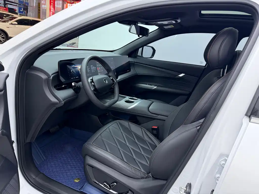 Changan CS75PLUS 2025 fourth generation UItra 2.0T New Blue Whale Qingfeng type купить на сайте DeffCars