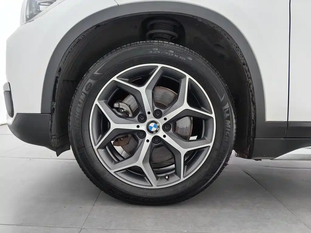 BMW X1 2018 xDrive20Li Exclusive Model купить на сайте DeffCars