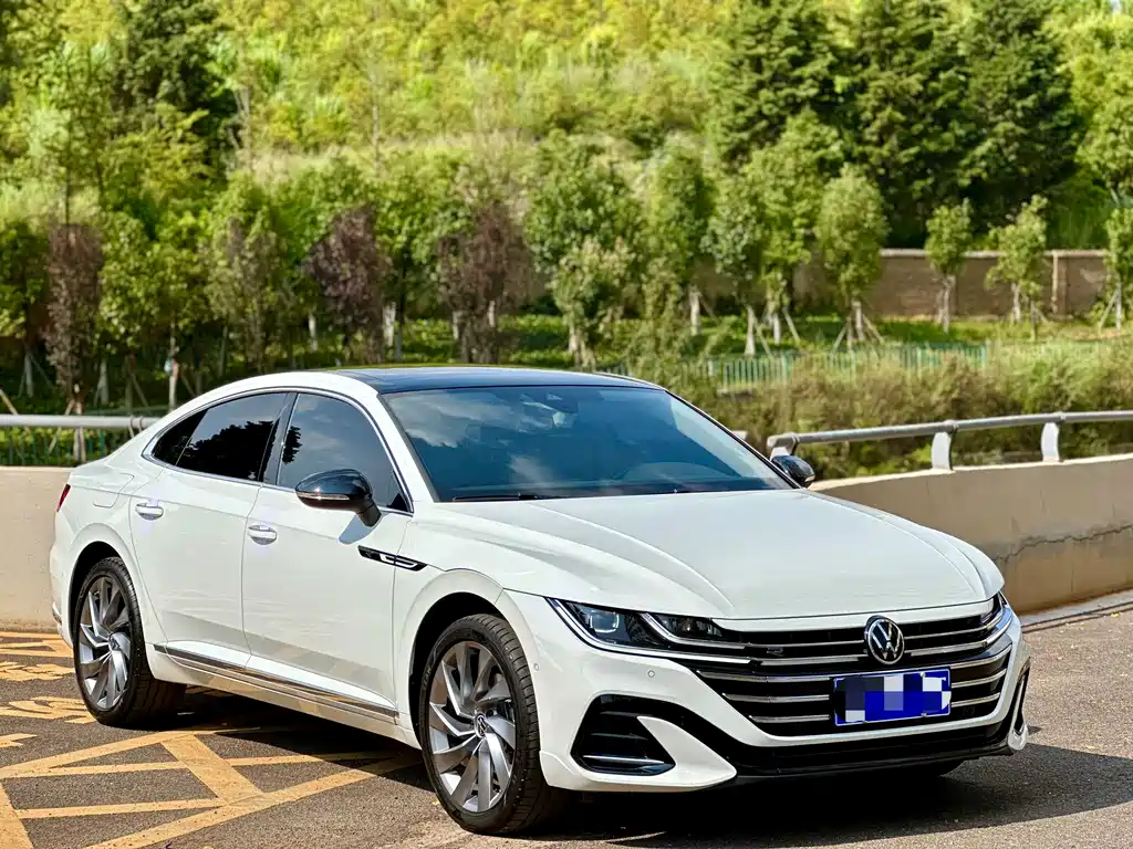 FAW-Volkswagen CC 2021 380TSI eye-catching version купить на сайте DeffCars