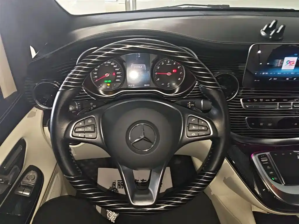 Mercedes-Benz V-Class 2021 V 260 Pilot Edition купить на сайте DeffCars