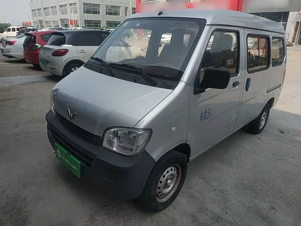 Wuling Zhiguang 2020 1.2L Practical National VI LSI купить на сайте DeffCars
