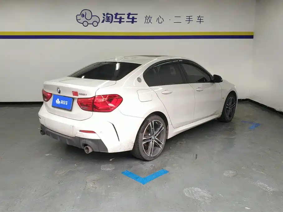 BMW 1 Series 2021 125i M Sports Night Edition купить на сайте DeffCars