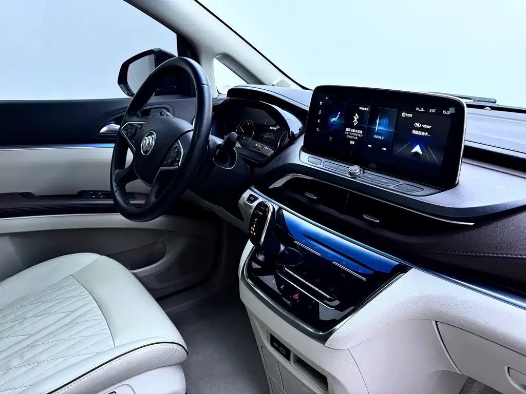 Buick GL8 2022 Land Business Class 652T Luxury купить на сайте DeffCars