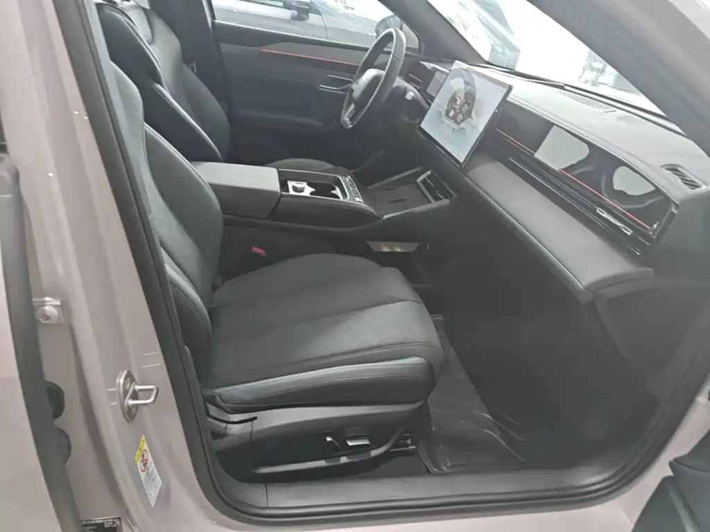 Qin L 2025 EV 545KM Cloud Model купить на сайте DeffCars
