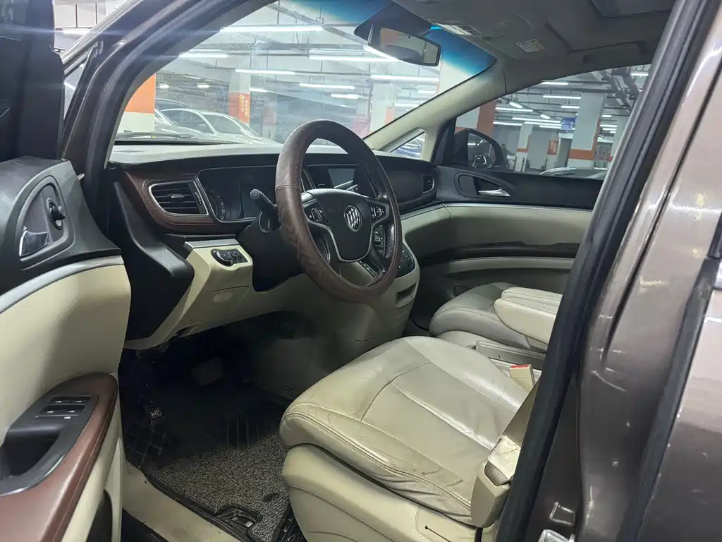 Buick GL8 2017 25S Premium Type National V купить на сайте DeffCars