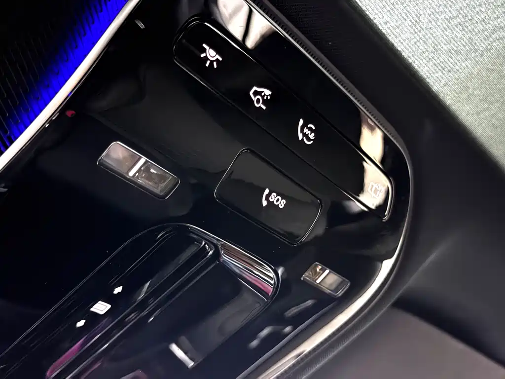 Mercedes-Benz C-Class 2024 facelift C 260 L sports version купить на сайте DeffCars