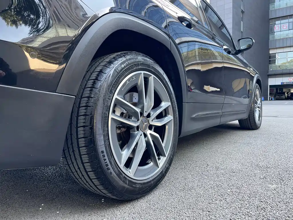 Mercedes-Benz GLB AMG 2021 AMG GLB 35 4MATIC купить на сайте DeffCars