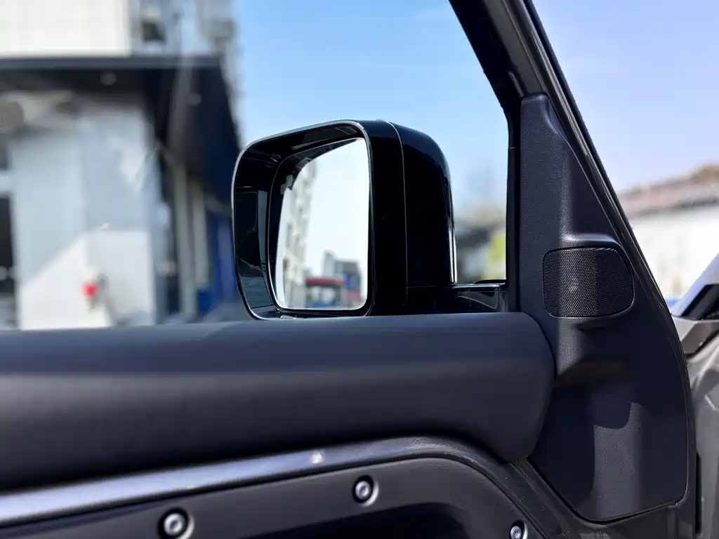 Land Rover Defender 2025 110 3.0T P400 X купить на сайте DeffCars