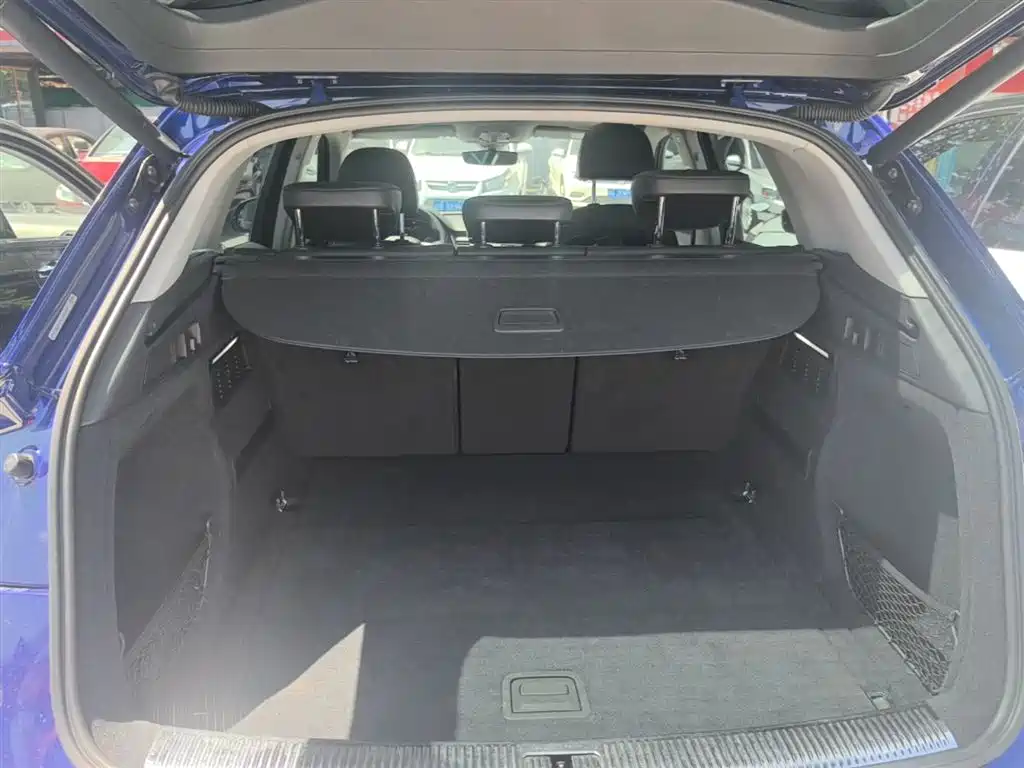 Audi Q5L 2018 45 TFSI Exclusive Fashion Type National V купить на сайте DeffCars