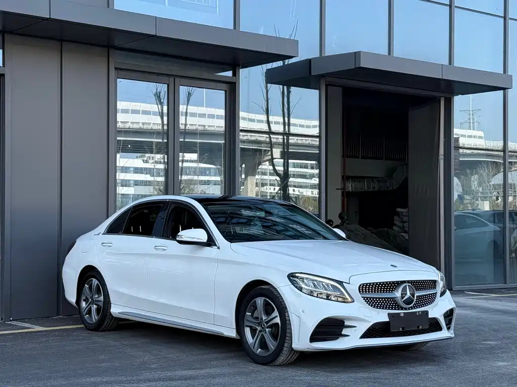 Mercedes-Benz C-Class 2019 C 260 L Sports Edition купить на сайте DeffCars