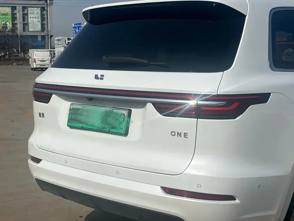 Ideal ONE 2021 extended range 6-seater version купить на сайте DeffCars
