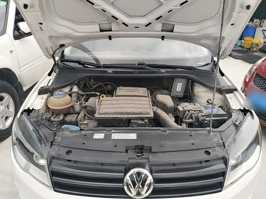 Jetta 2015 Premium Edition 1.4L Manual Fashion Model купить на сайте DeffCars