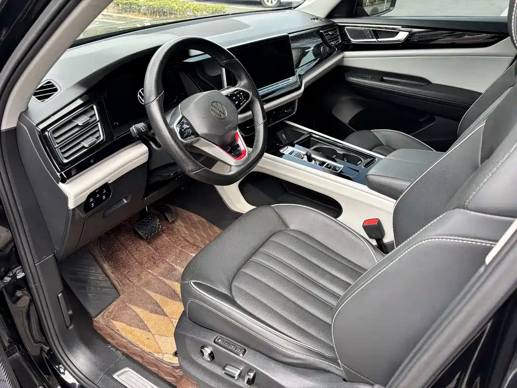 Touron 2021 330TSI two-wheel drive luxury version купить на сайте DeffCars