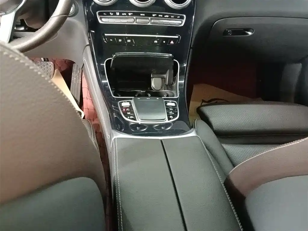 Mercedes-Benz GLC 2021 GLC 260 L 4MATIC Dynamic купить на сайте DeffCars