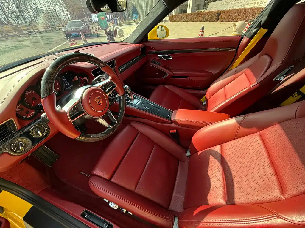 Porsche 911 2016 Carrera 4 3.0T купить на сайте DeffCars