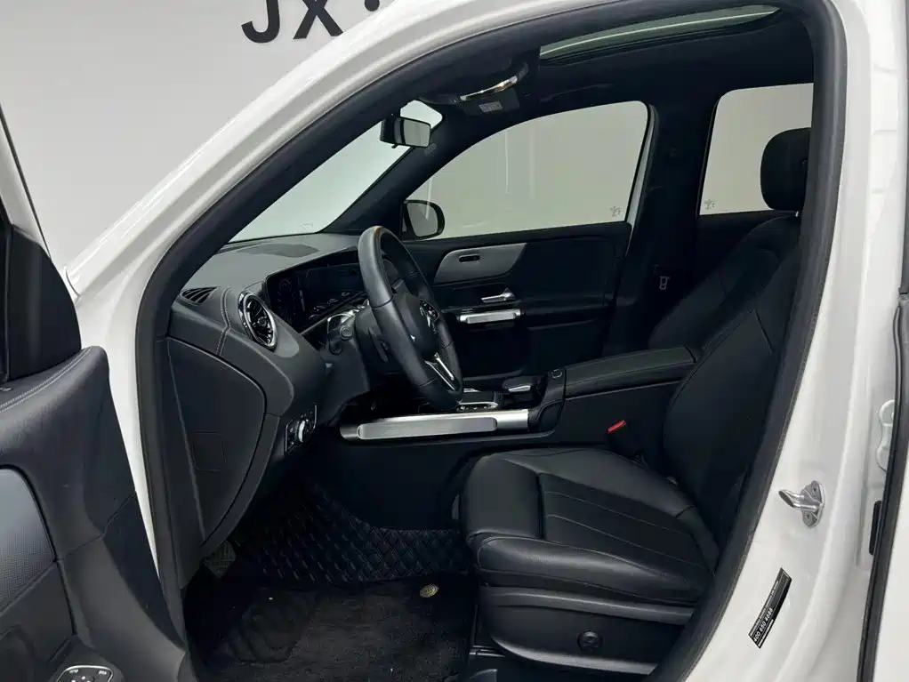 Mercedes GLB 2021 180 Dynamic купить на сайте DeffCars