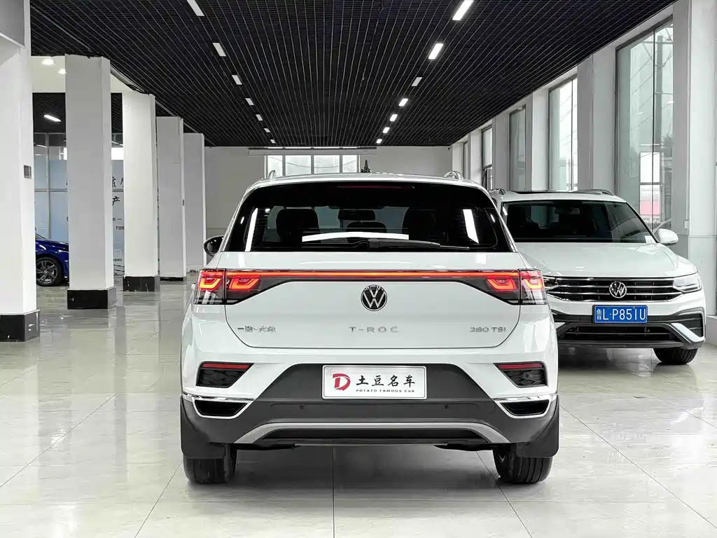 T-ROC 2023 280TSI DSG two-wheel drive time version купить на сайте DeffCars