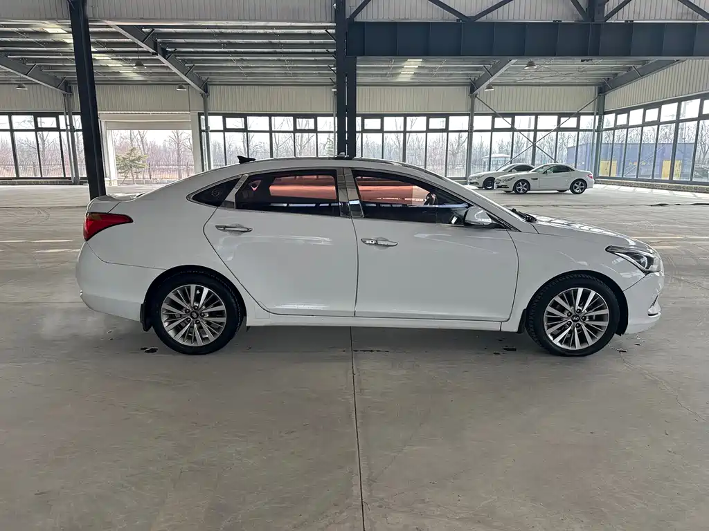Famous picture 2016 1.8L automatic premium DLX купить на сайте DeffCars