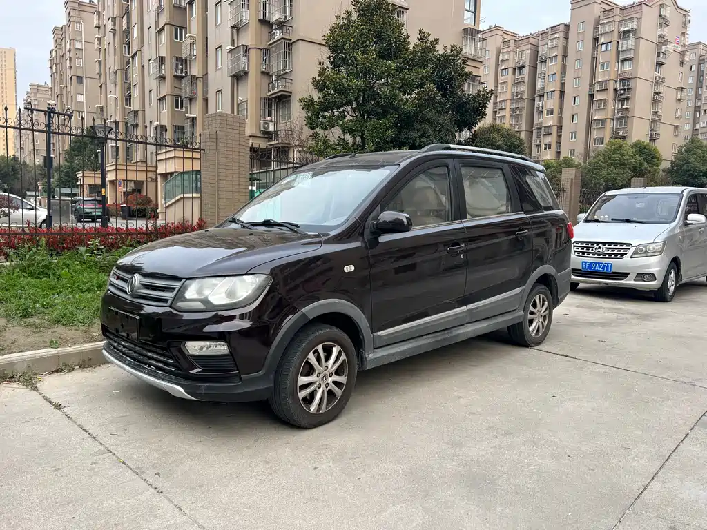 Fengguang 370 2016 1.5L manual smart 7-seater купить на сайте DeffCars