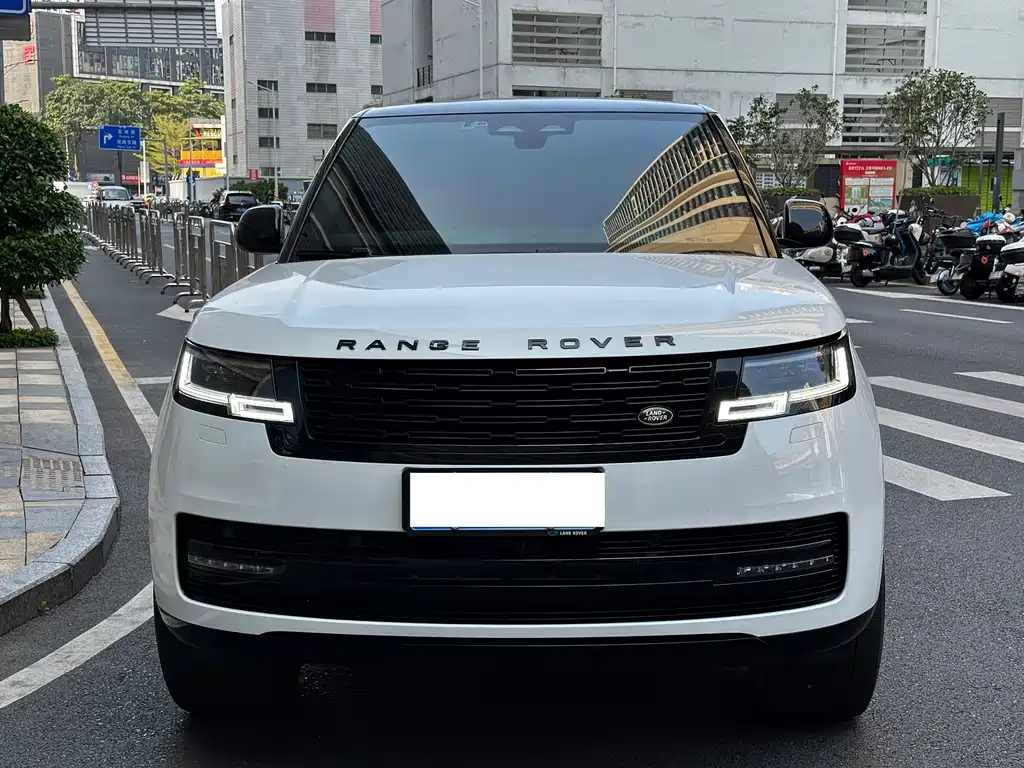 Range Rover 2023 3.0 L6 400PS Seven-seater Extended Edition купить на сайте DeffCars