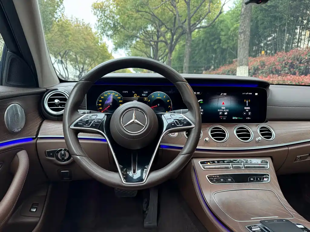Mercedes-Benz E-Class 2021 E 300 L Luxury Model купить на сайте DeffCars