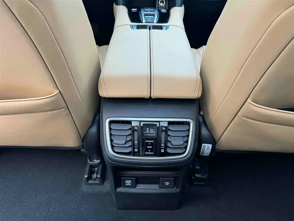 Honda UR-V 2020 370TURBO two-wheel drive premium version купить на сайте DeffCars