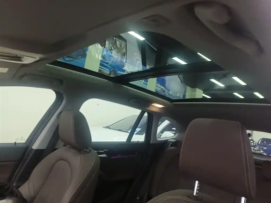 BMW X1 2020 sDrive25Li Leading Model купить на сайте DeffCars