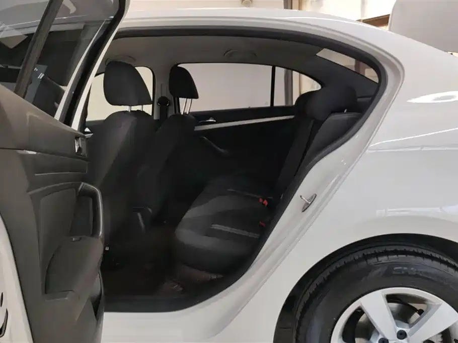 Lavida 2019 Lavida Qihang 1.5L Automatic Fashion Edition National VI купить на сайте DeffCars