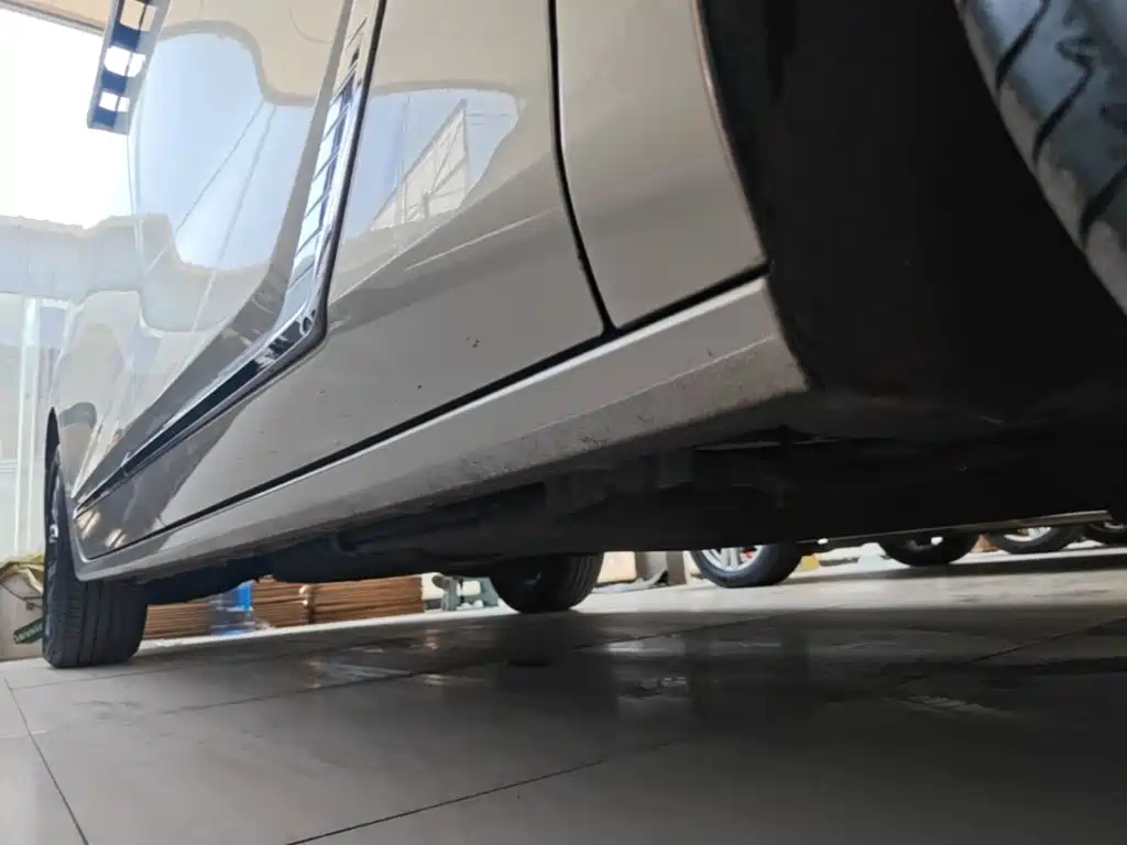 Buick GL8 2025 Lu Zun Smart Edition купить на сайте DeffCars