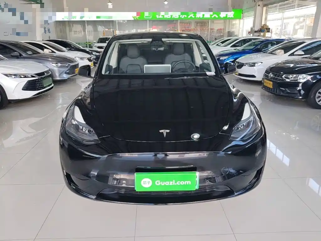Model Y 2023 rear-wheel drive version купить на сайте DeffCars