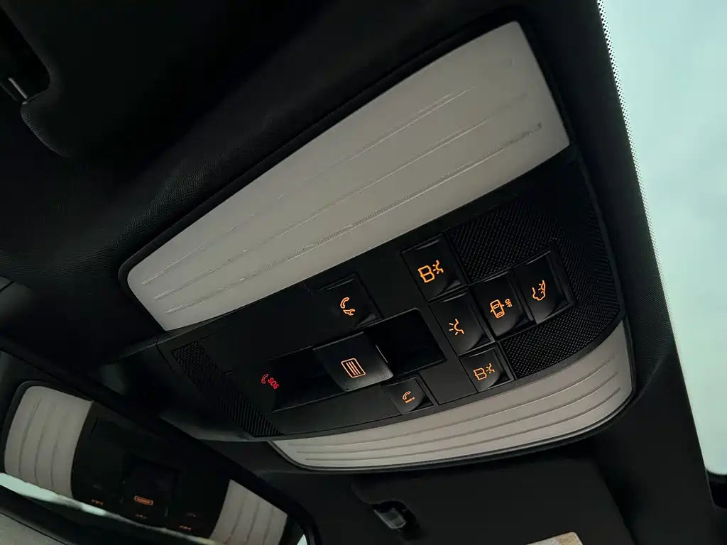 Mercedes-Benz CLS 2017 CLS 260 Yicai Edition купить на сайте DeffCars