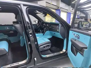 Cullinan 2020 Black Badge купить на сайте DeffCars