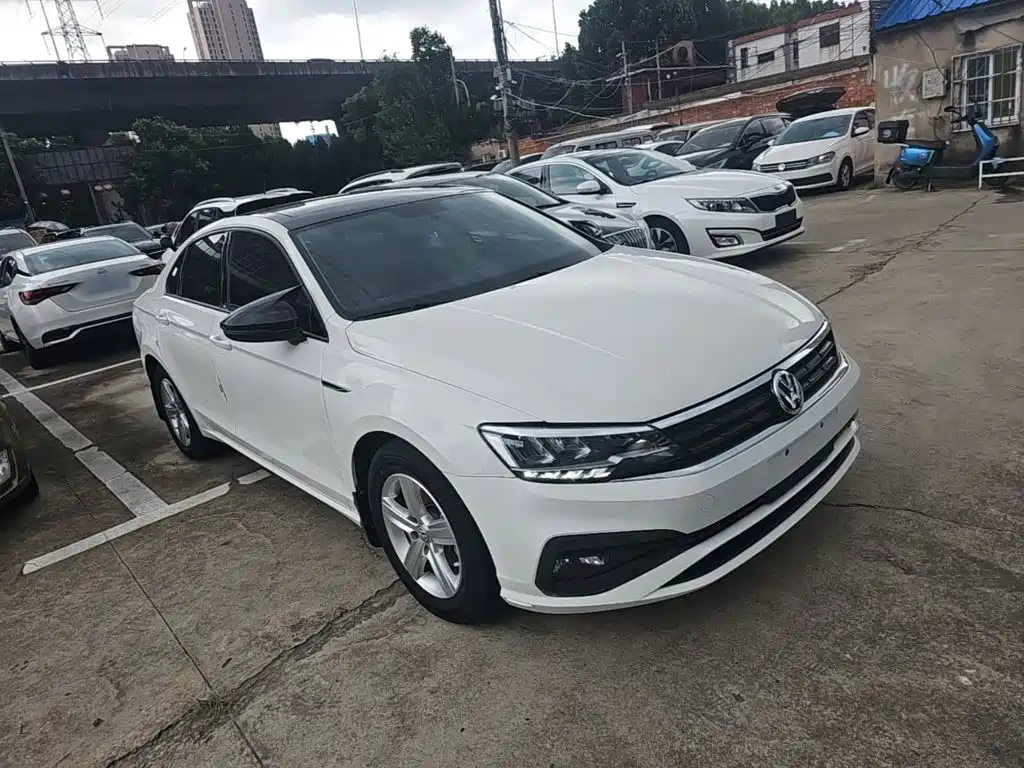 Lamando 2021 230TSI DSG Fashion Edition купить на сайте DeffCars