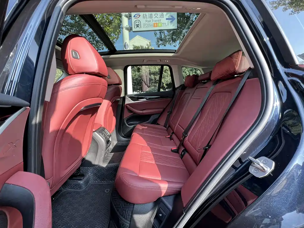 BMW X3 2022 facelift xDrive25i M sports package купить на сайте DeffCars