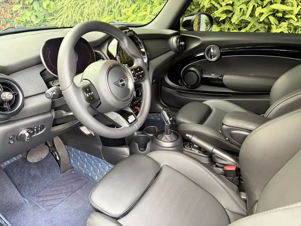 MINI 2023 1.5T COOPER Purple Night Escape Special Edition купить на сайте DeffCars