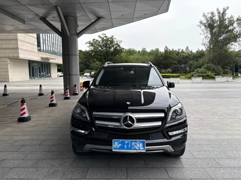 Mercedes-Benz GL Class 2015 GL 400 4MATIC luxury model купить на сайте DeffCars